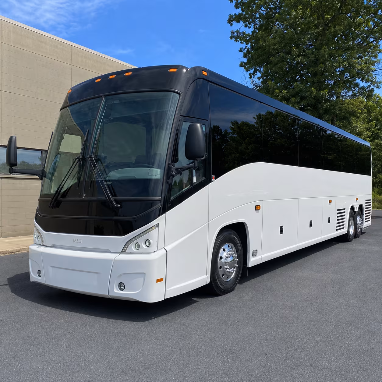 Scottsdale Airport Shuttle & Transportation party bus exterior