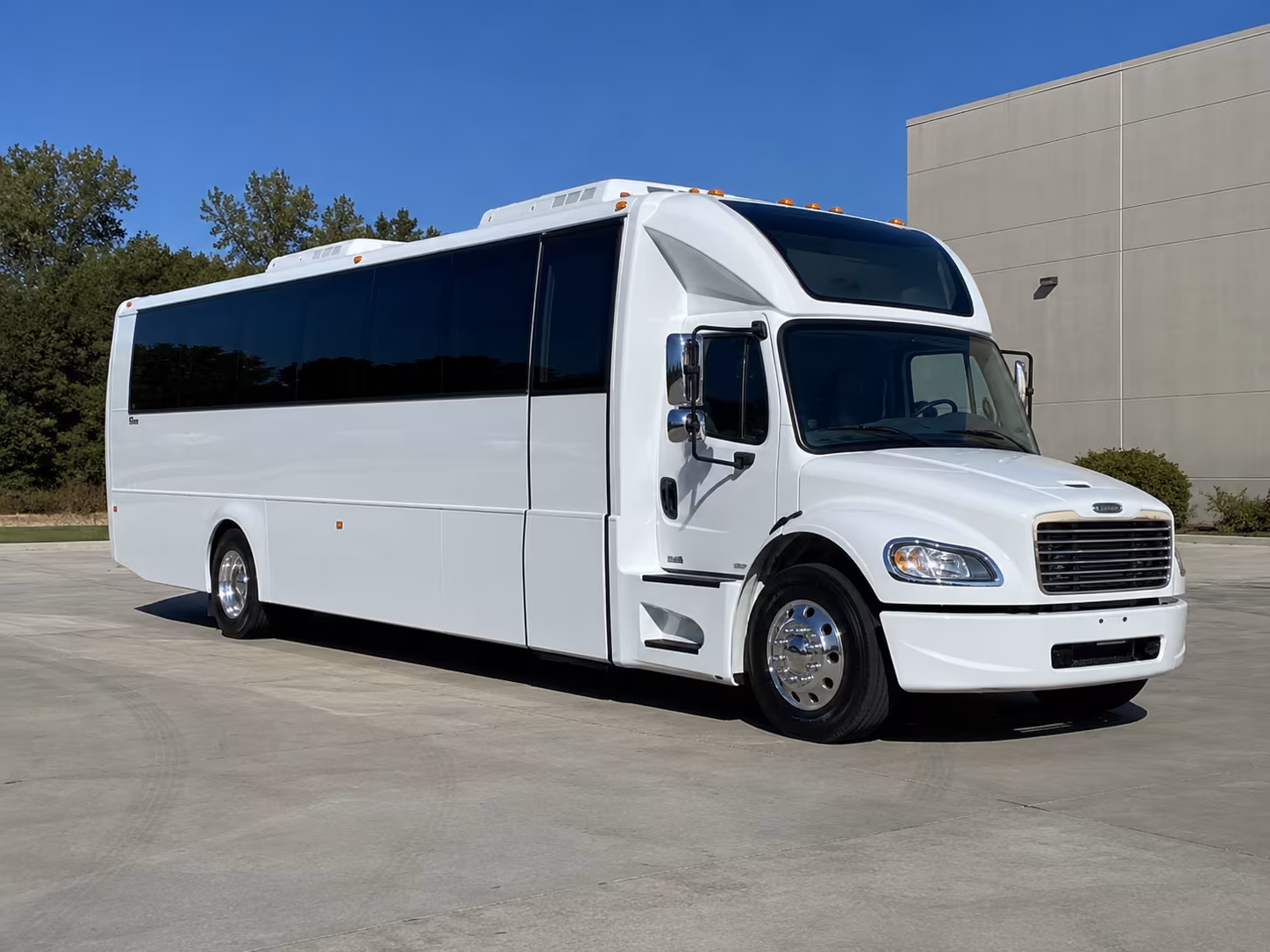 Scottsdale Prom & Homecoming Transportation party bus exterior