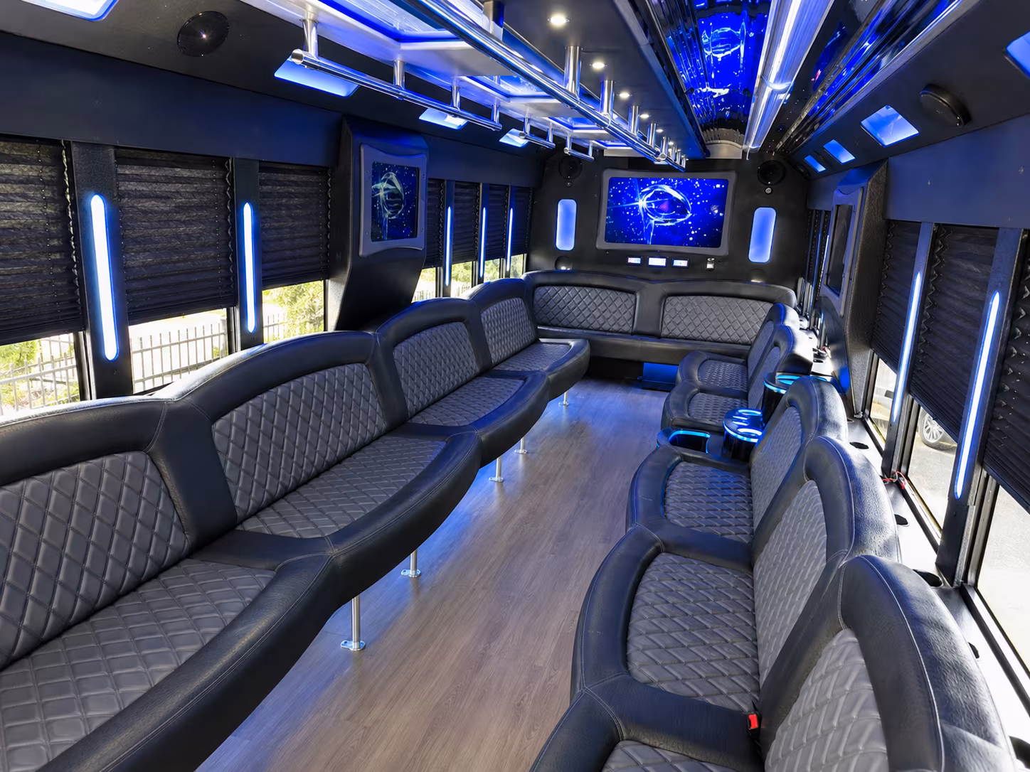 Scottsdale Winery Tour & Pub Crawl Transportation party bus exterior